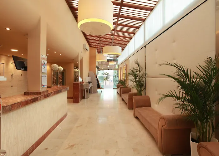  Grupotel Playa Feliz